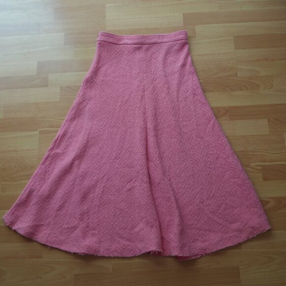 LIKE NEW Zara Tweed Textured Barbie Pink Maxi Skirt - Size L - Picture 2 of 5
